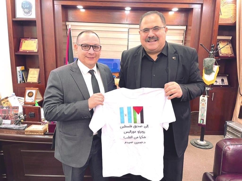 صيدم يكرم سفير نيكاراغوا